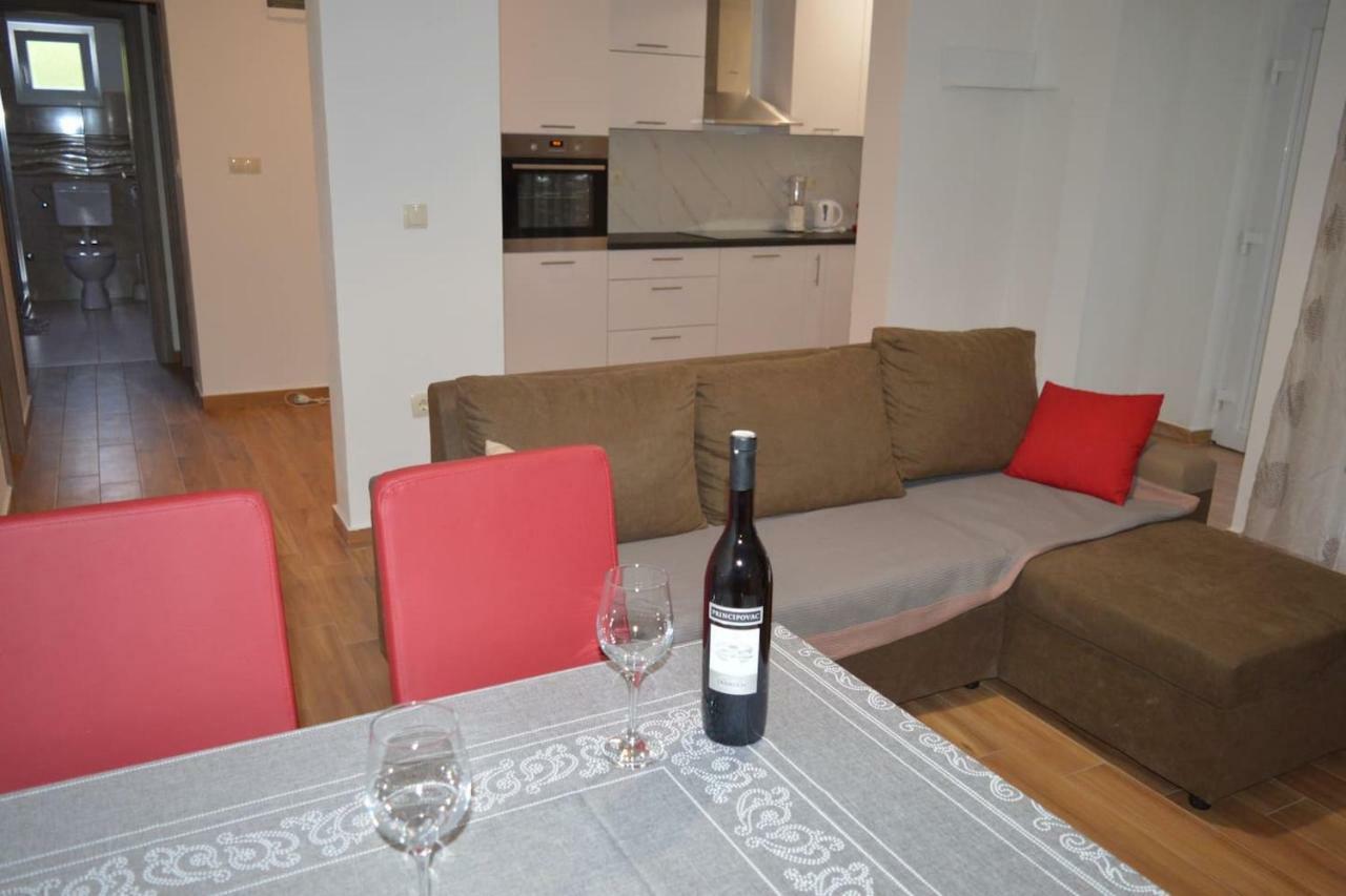 Fourm Apartment Bibinje Exterior photo