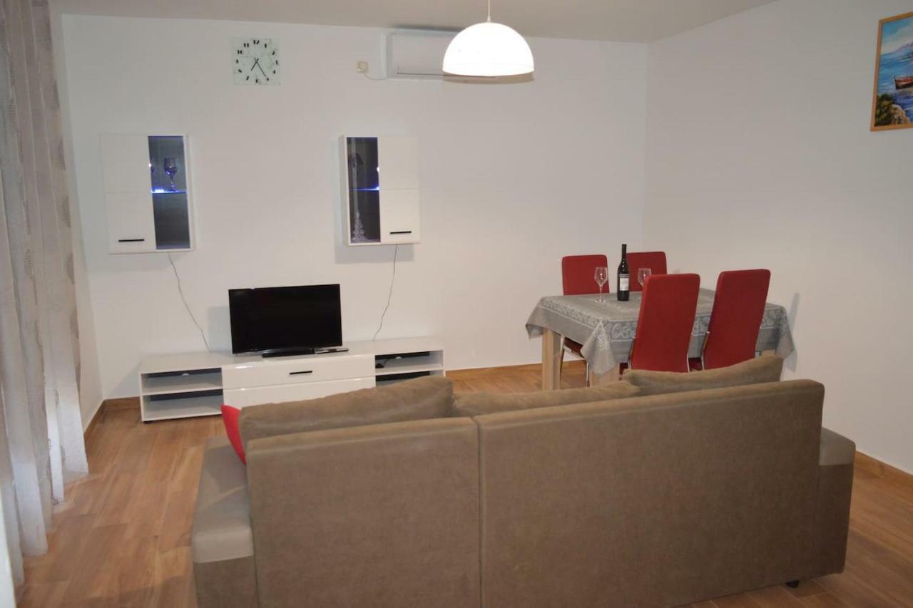 Fourm Apartment Bibinje Exterior photo
