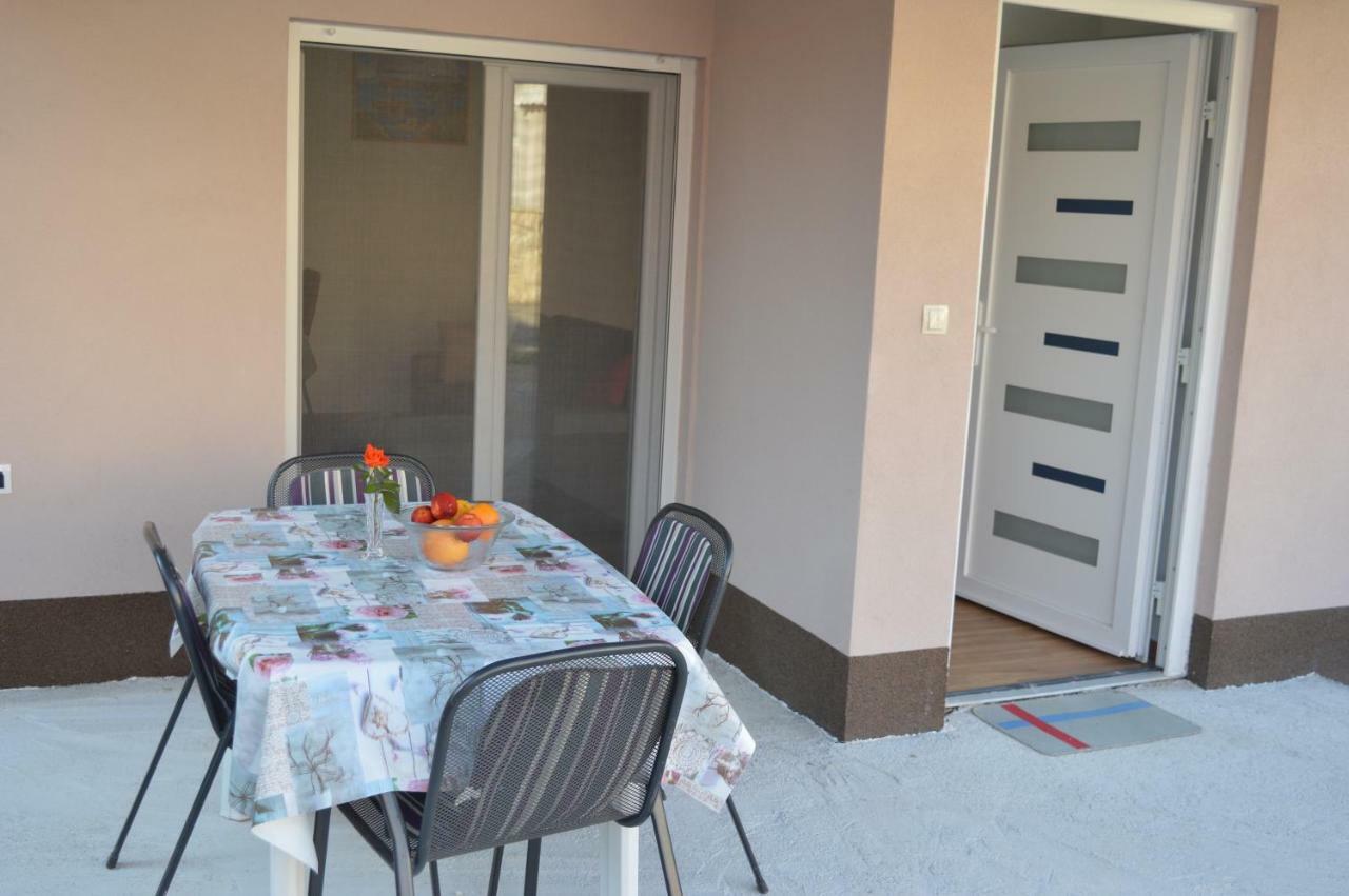 Fourm Apartment Bibinje Exterior photo